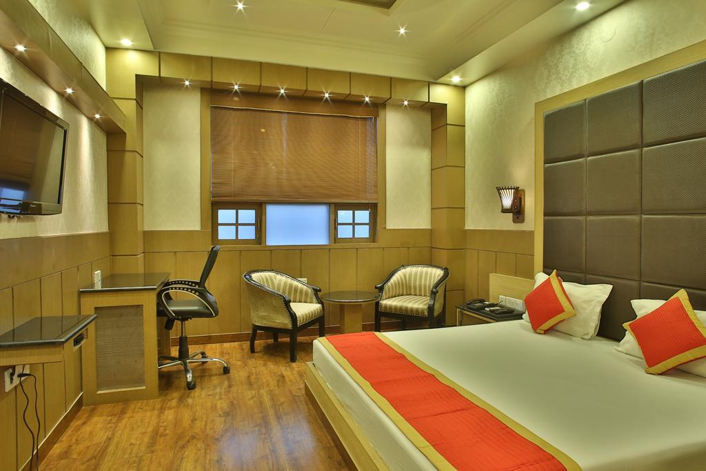 Hotel The Grand Chandiram Kota  Extérieur photo